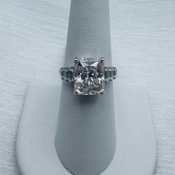 5.63 CT Moissanite Diamond Cushion Cut with Baguettes Ring - Picture 2 of 4